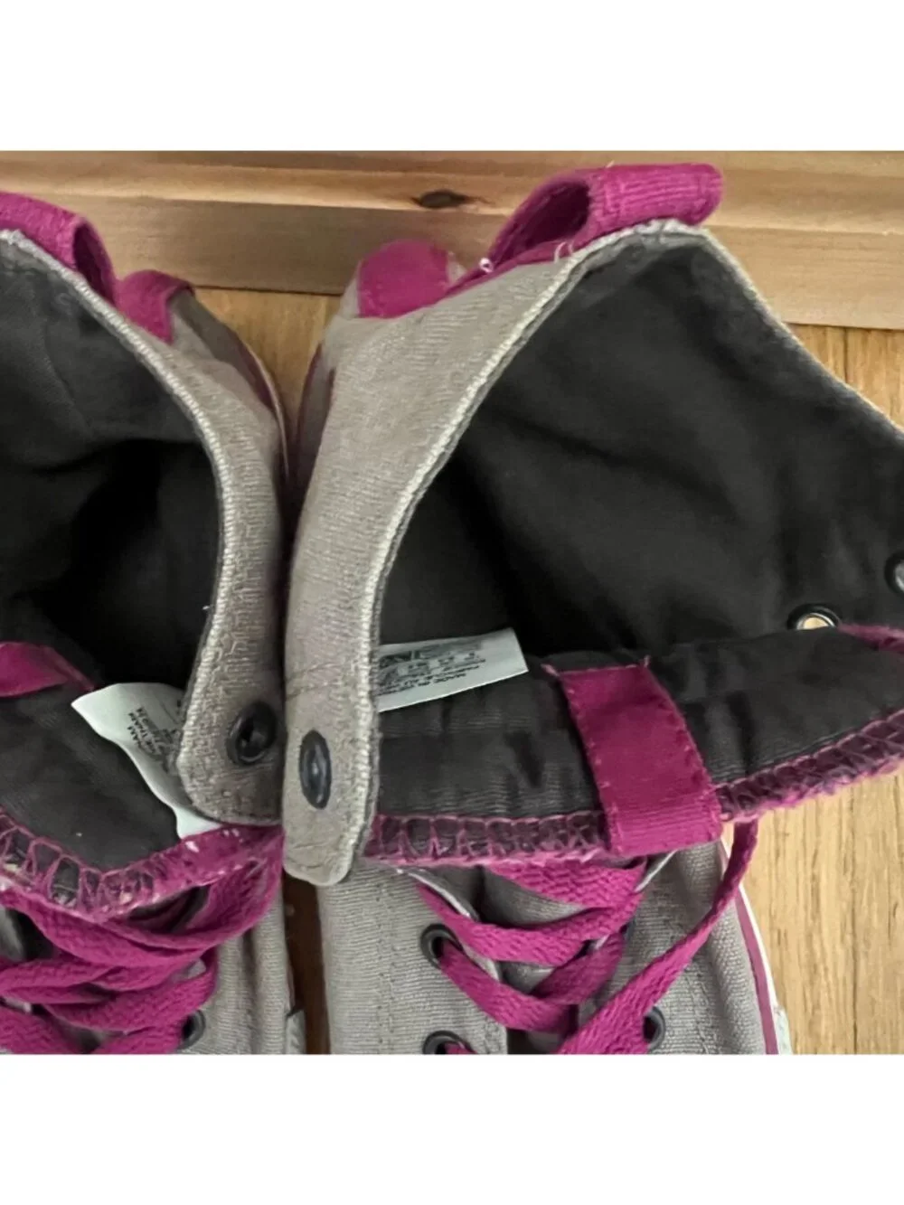 Converse Size 6 Gray Pink Chuck Taylor All Star High Top Sneakers Retro Shoes